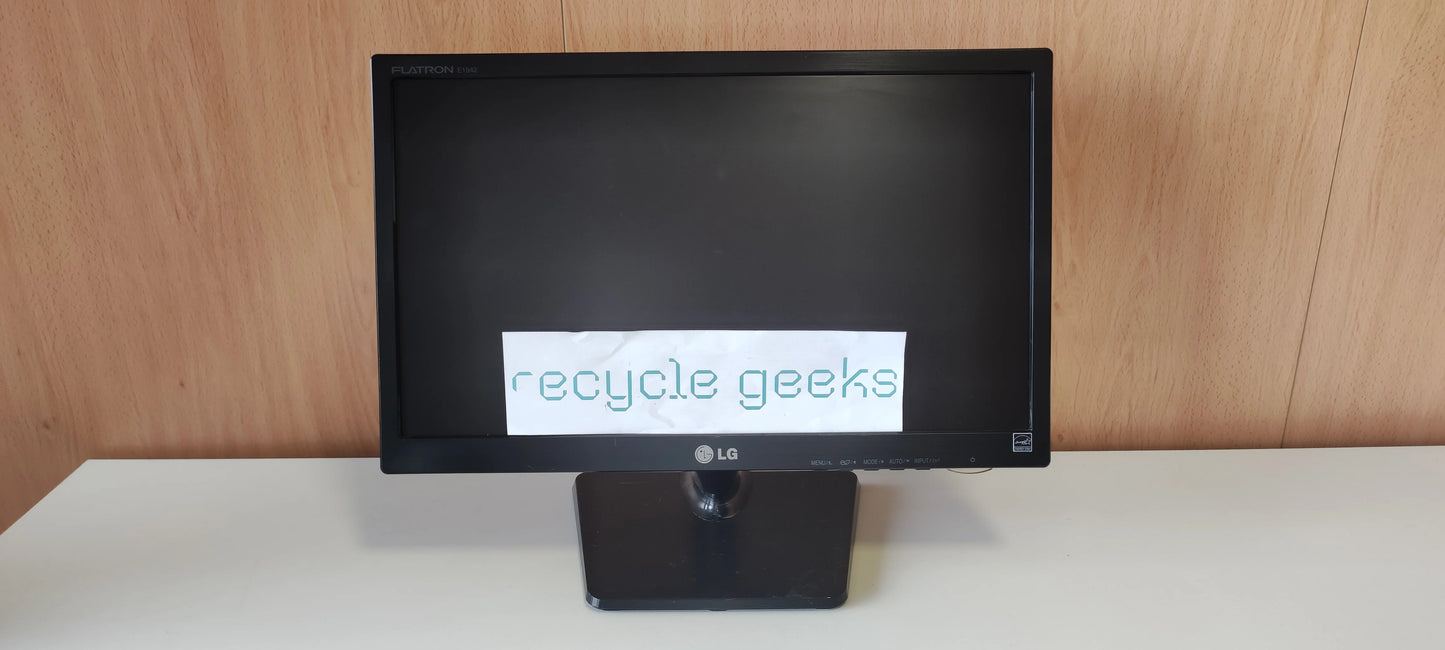 Monitor LG FLATRON E1942C-BN Estado: Razoável - C