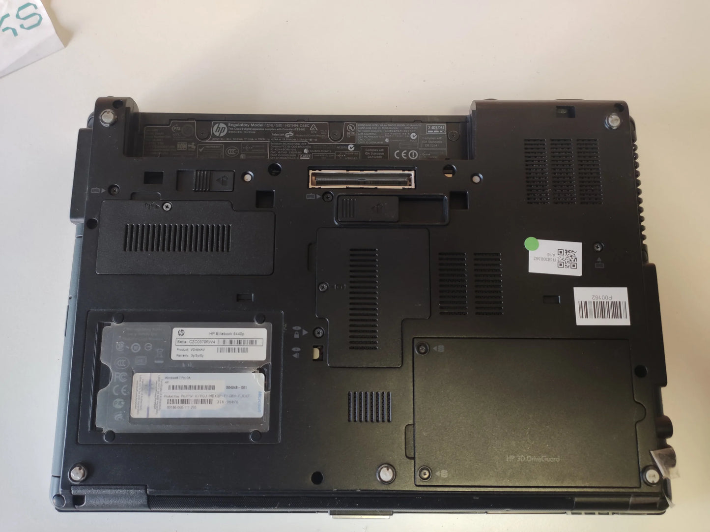 Portátil HP ELITEBOOK 8440p i5 CPU M540 2GB DDR3 256GB HDD Teclado PT Portugal Estado: Razoável - C