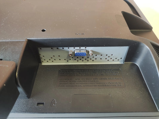 Monitor LG E1911S-BN Estado: Muito Bom - B