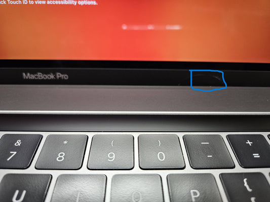 Apple MacBook Pro (15", 2017) i7 16GB RAM DDR3 512GB SSD | Touchbar | Teclado EN Internacional | Estado: Muito Bom - B