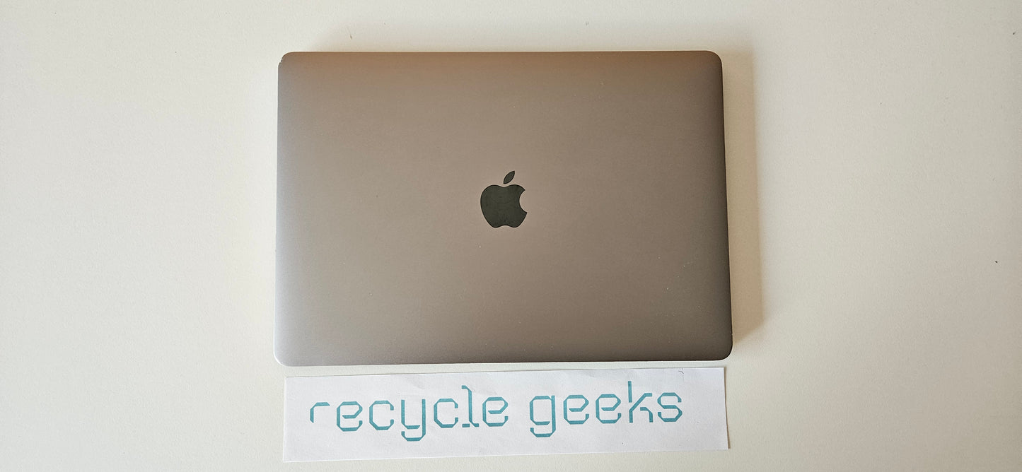 Apple Macbook Pro A1989 i5 16GB Ram 256GB SSD Teclado PT Portugal Bateria Nova Estado: Muito Bom - B