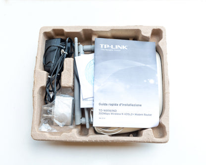 Router TP-Link ADSL2+ Wireless N 300 Mbps